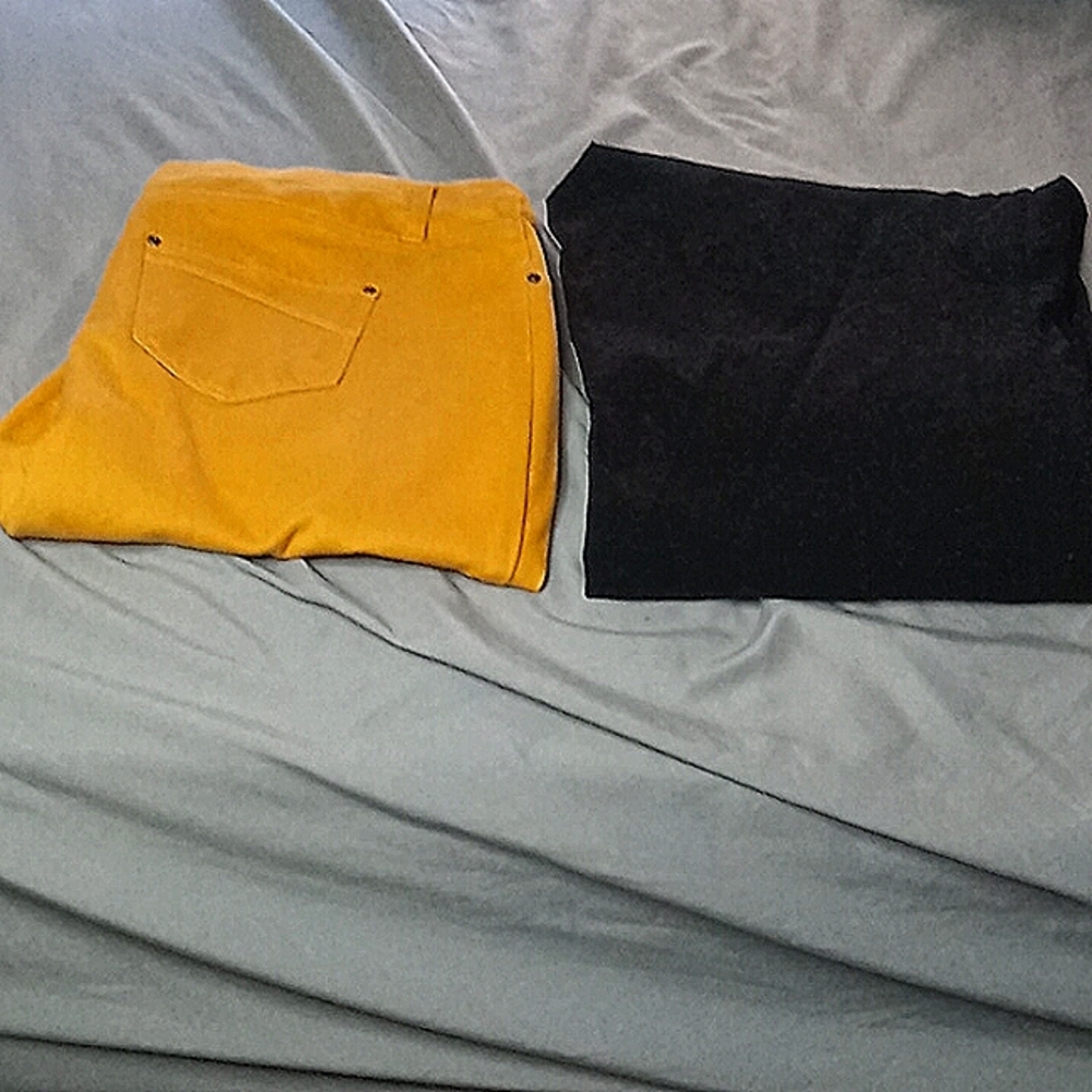 Pants yellow and black